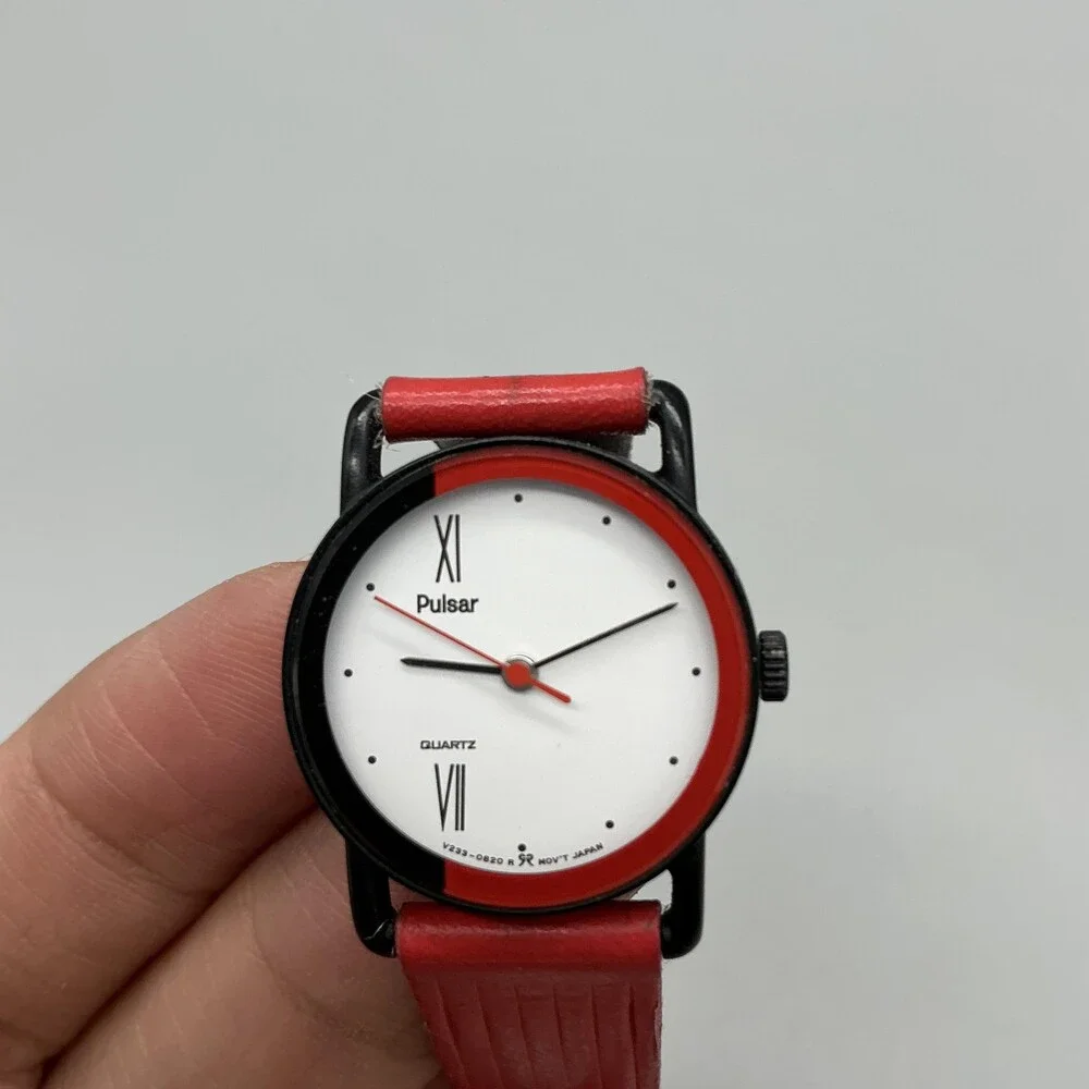 Pulsar V233-0100 Womens Watch 23mm White Dial Red Leather Quartz New Battery